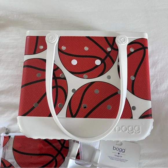 NWT Large Basketball Bogg Bag With Accessories - Picture 6 of 6
